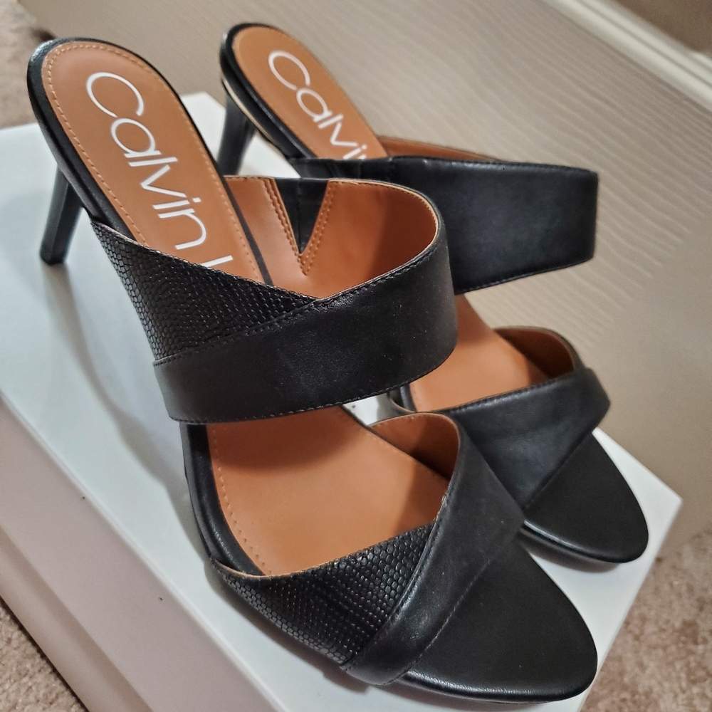 Calvin Klein, size 9.5